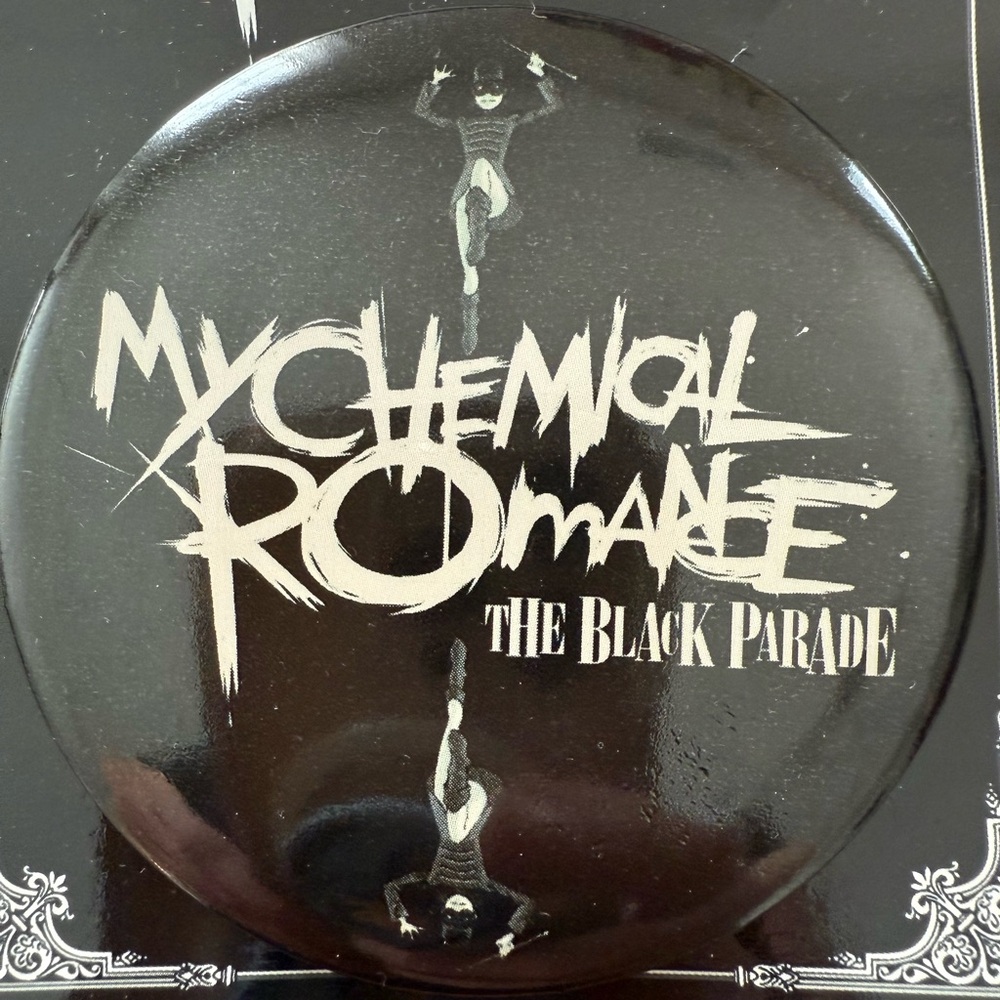 My Chemical Romance MCR The Black Parade Big Button Rare Vintage Hot Topic